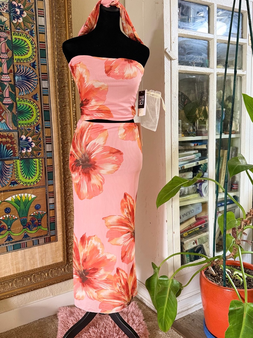 Two-piece set with scarf!